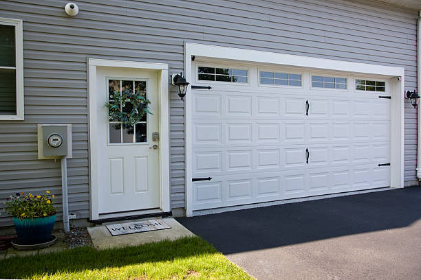 24/7 Emergency Garage Door Panel Replacement experts in Slippery Rock, PA